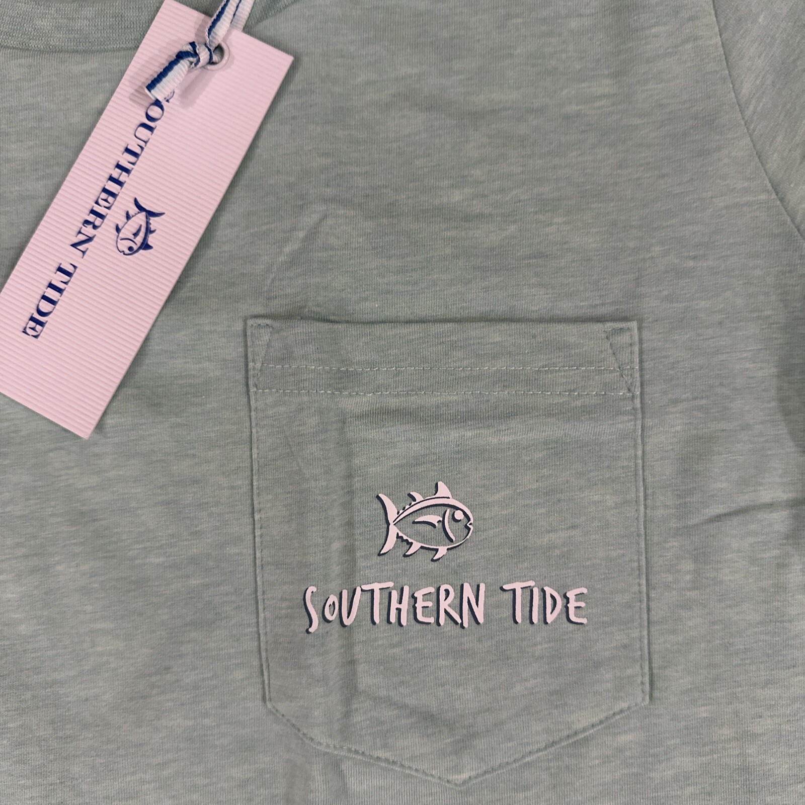 NWT Sauthern Tide “Shell Yeah” Fitted Tee Shirt Size Small Retail $45