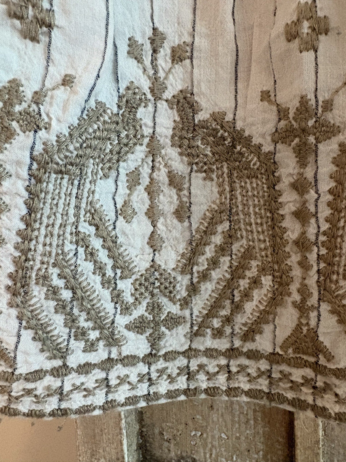 Johnny Was Workshop Embroidered Peasant Blouse – Size Small
