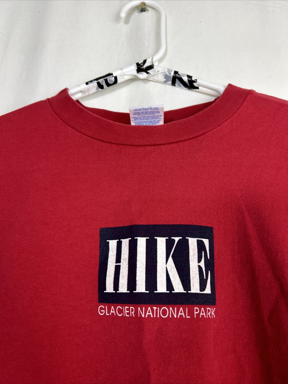 Vintage Womens Large Red Cropped T Shirt Short Sleeve Hike Glacier National Park