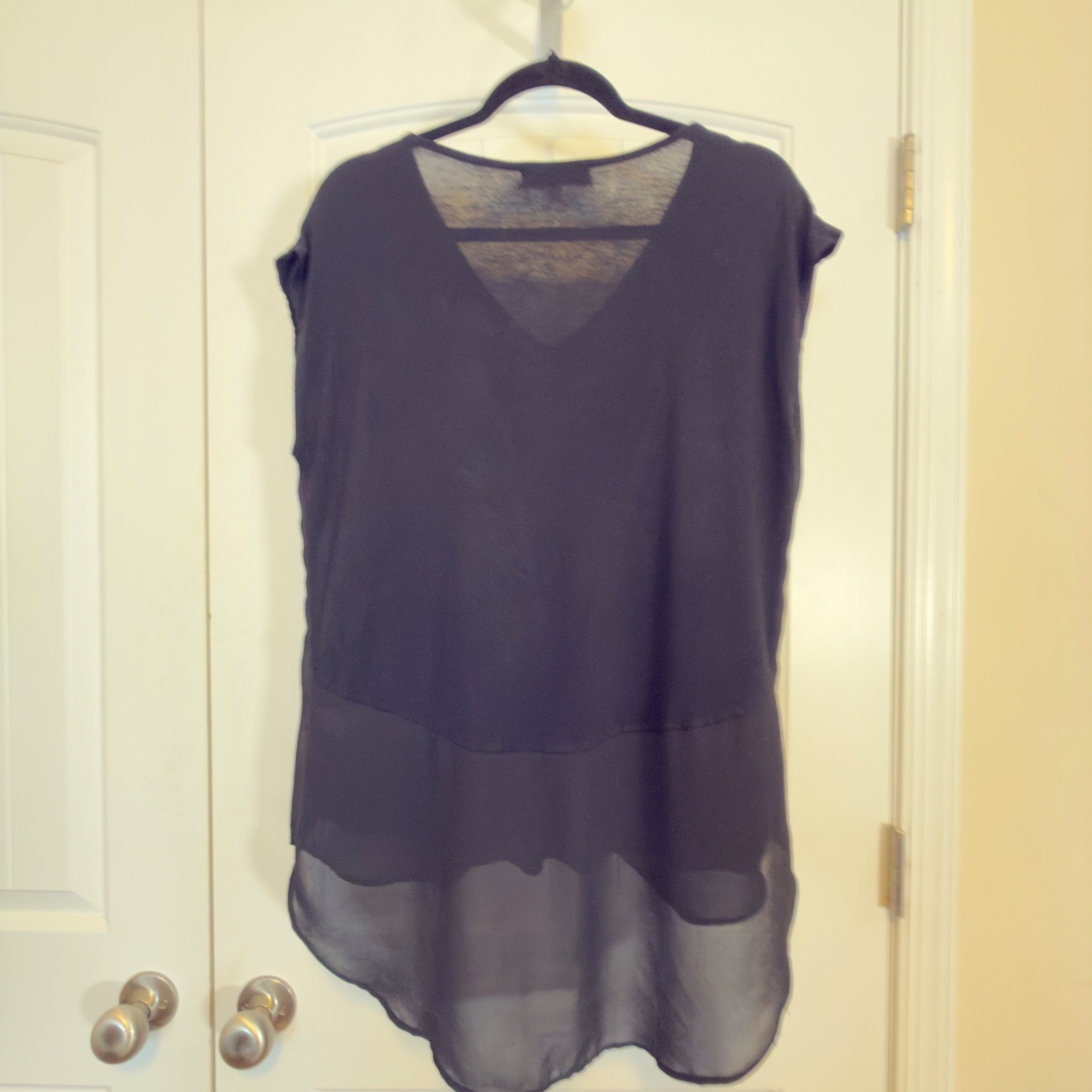 August Silk Womens Black Sleeveless V-Neck Sheer High Low Layered Tunic Top