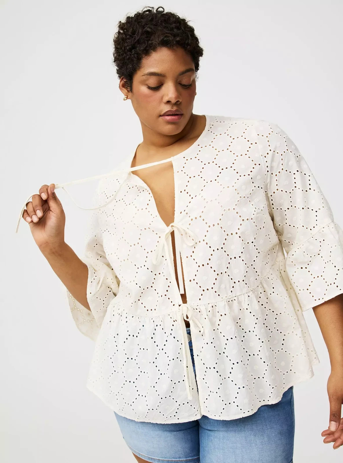 Torrid Plus 1X Cotton Eyelet Tie-Front Top 3/4 Sleeve Whisper White NWT**