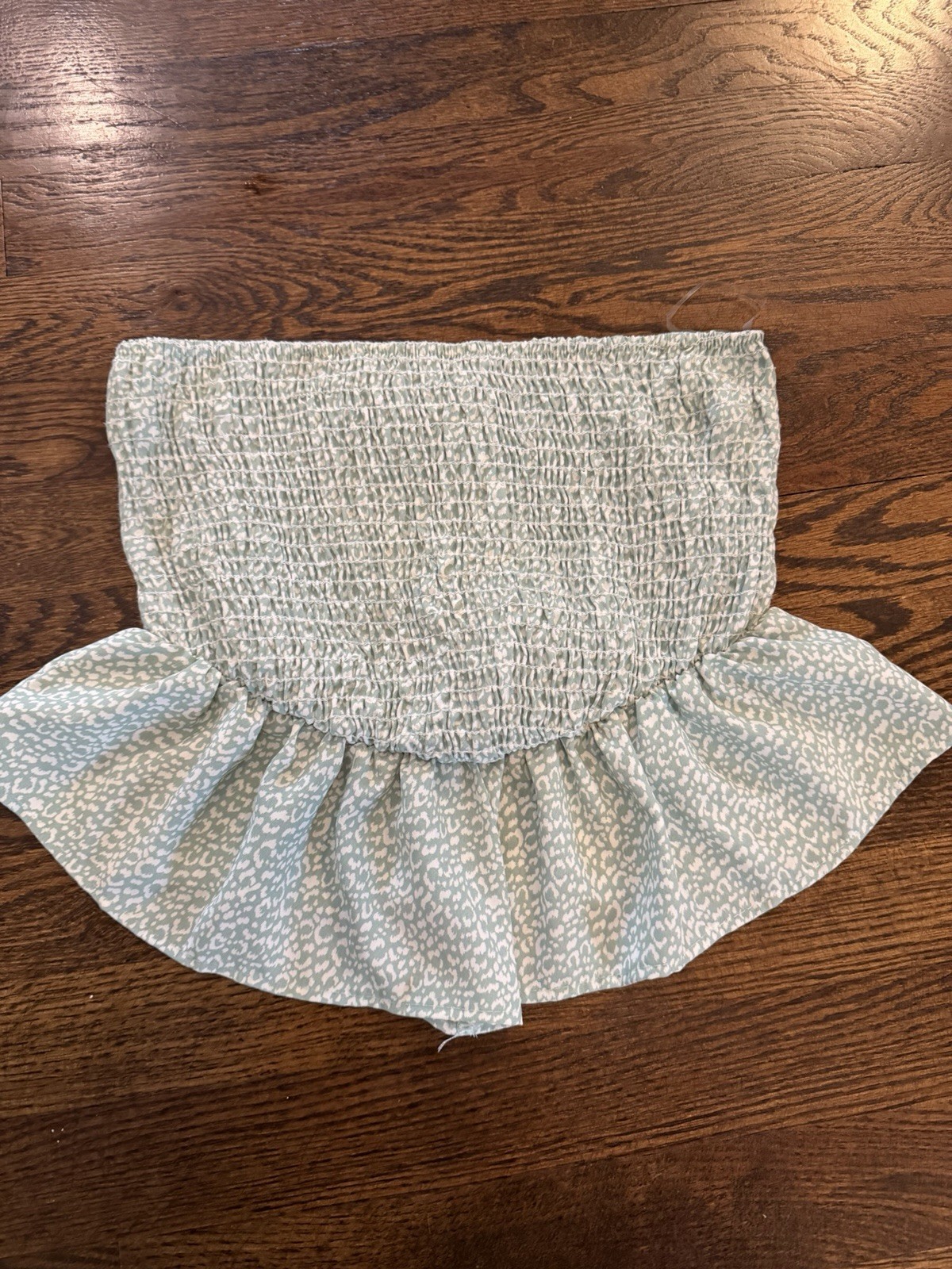 Endless Blu Women’s Smocked Strapless Floral Cropped Tube Top Green/White Size S