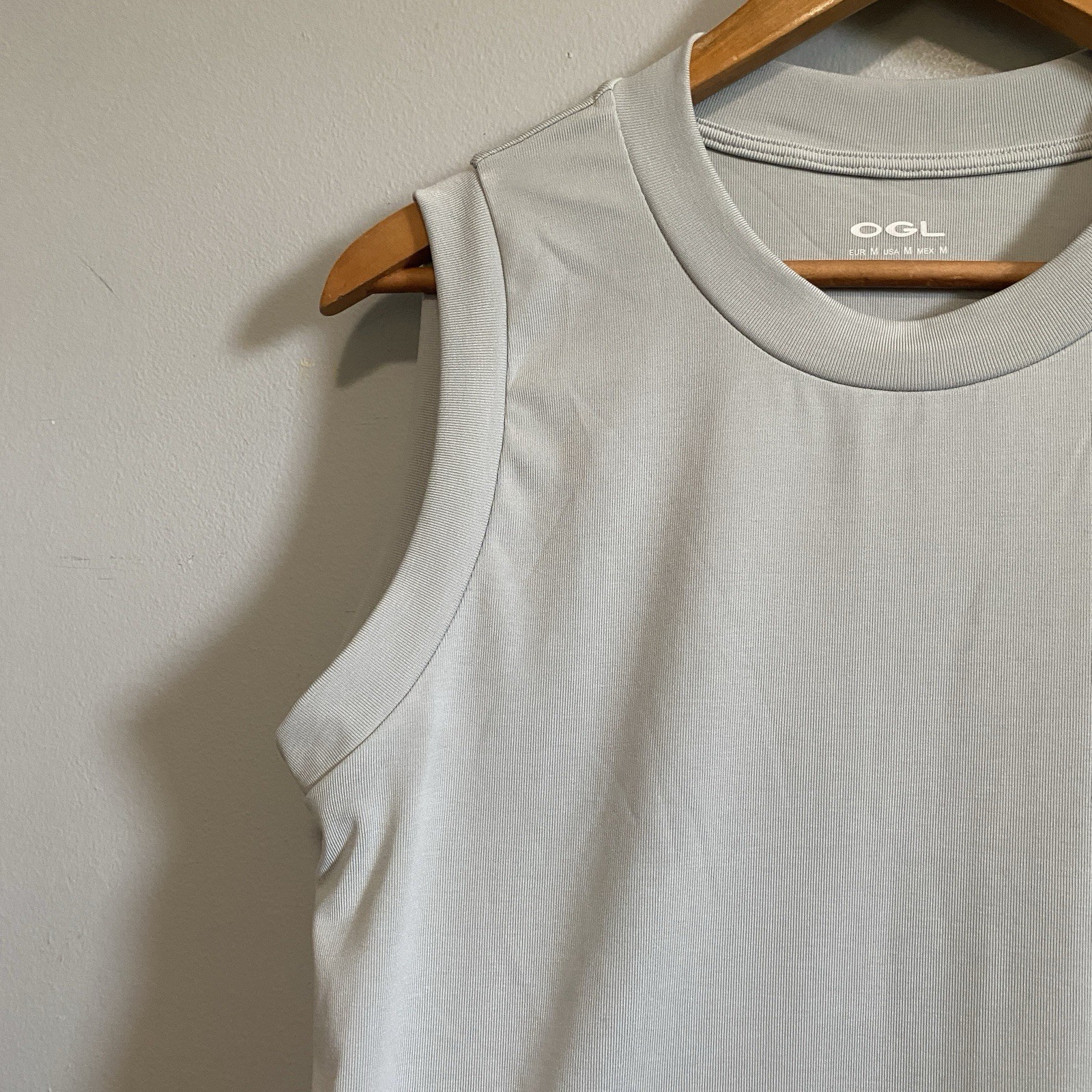 OGL Crew Neck Top Smoke Blue Medium Smooth Stretch Relaxed Casual 1 Piece NWT