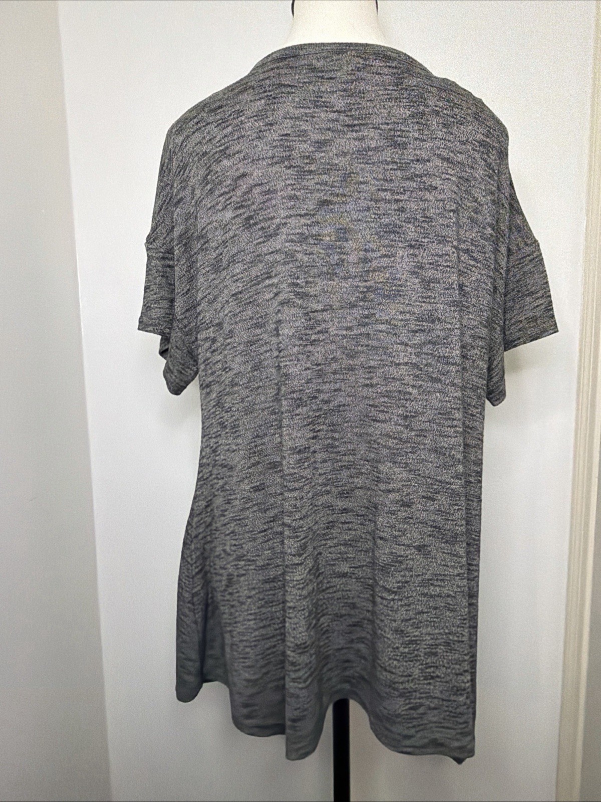Juicy Couture Grey Heathered Cutout Short-Sleeve Top size M