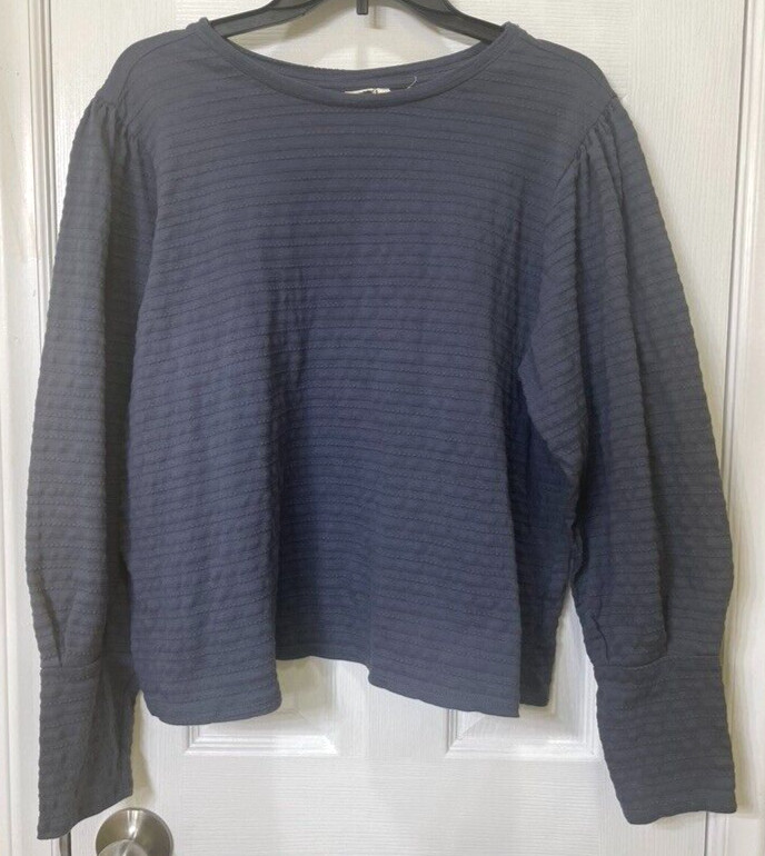 Ana shirt size XXL fits like XL smoke blue puff long sleeves stretch