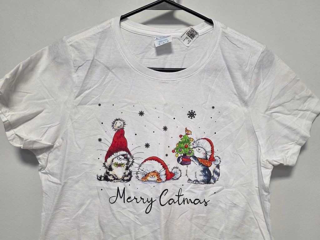 Women’s Port & Company White Red Merry Catmas Short Sleeve Tee M