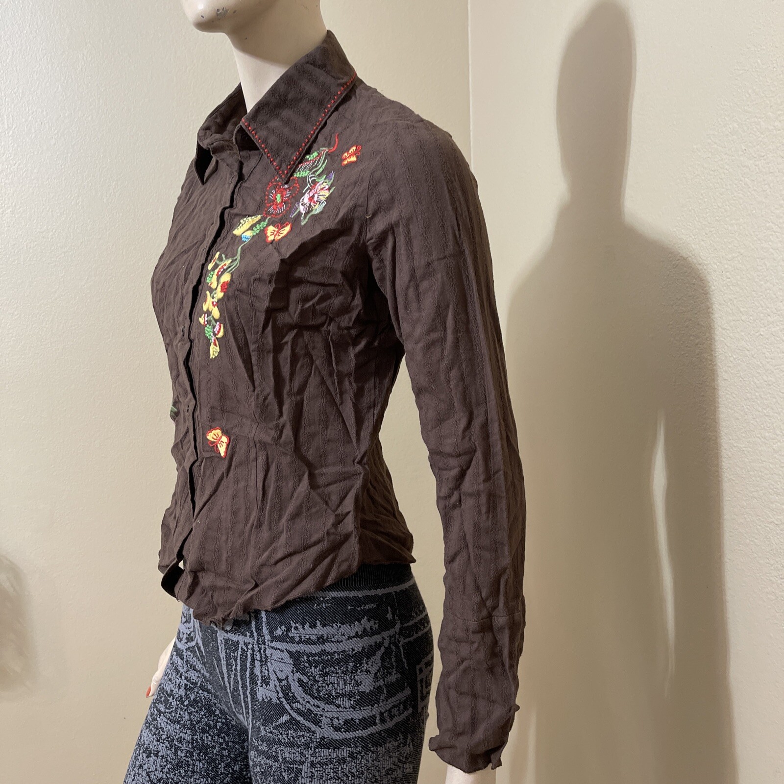 Women’s Brown Cotton Casual Embroidered Slit Sleeve Size M Button Up Blouse Top