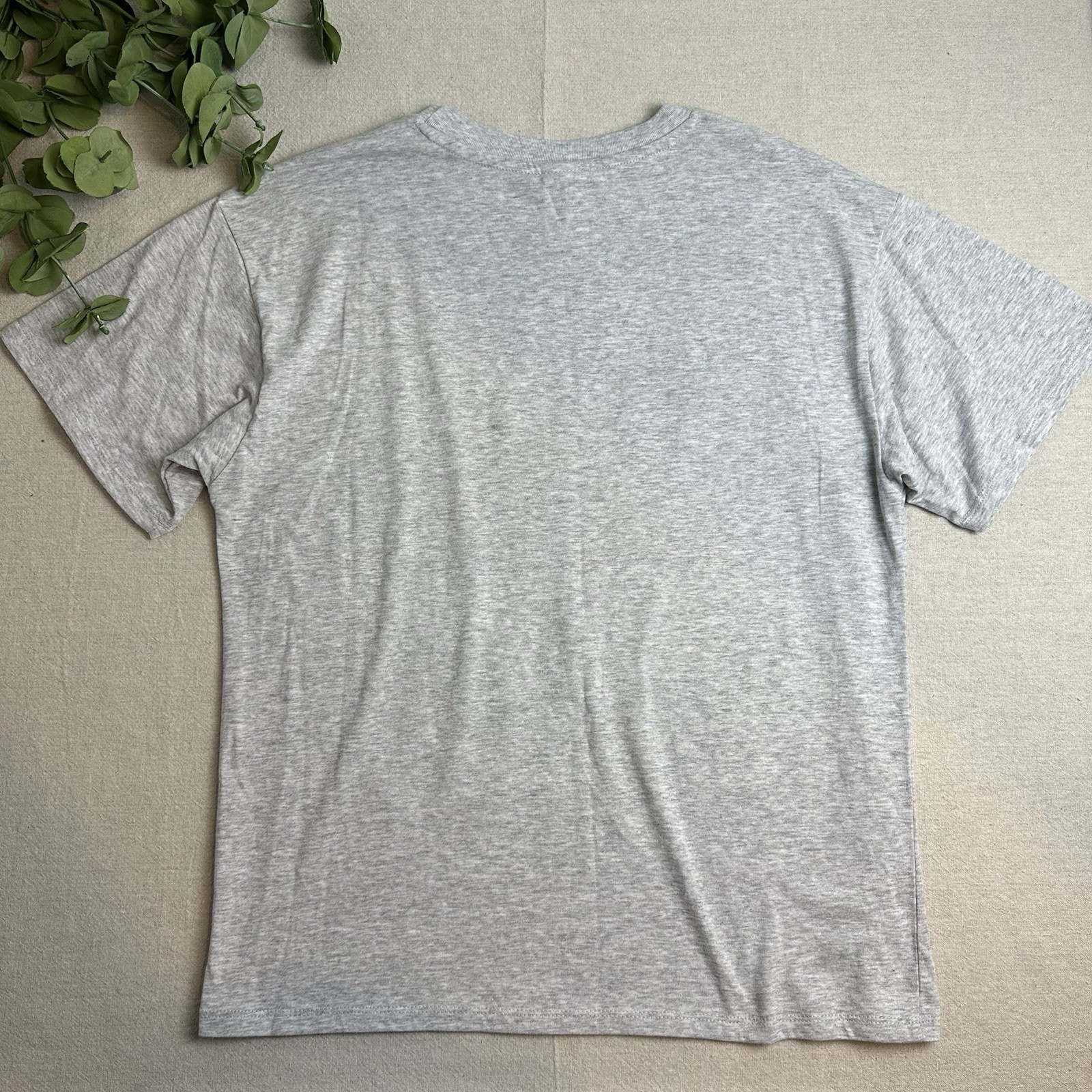 Disney Women’s Size M Mickey Mouse T-shirt Heather Gray Flowers Soft NWOT