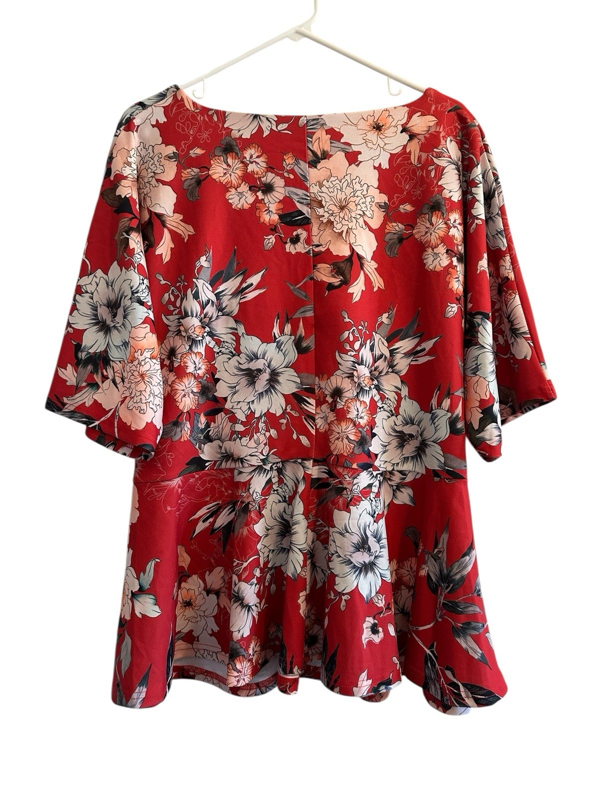 City Chic Floral Blouse Womens 20 Red W/ Flowers Flutter Sleeves V-Neck NWT
