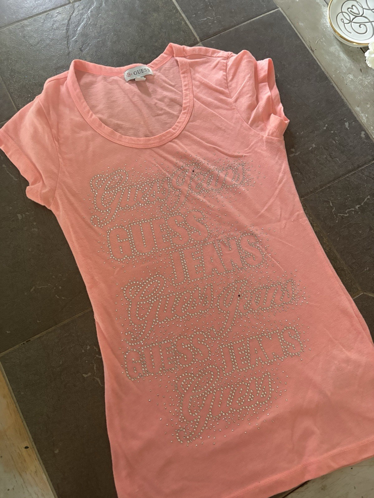 GUESS vintage Y2K-style Women’s Pink Bedazzled Logo Graphic Baby Tee