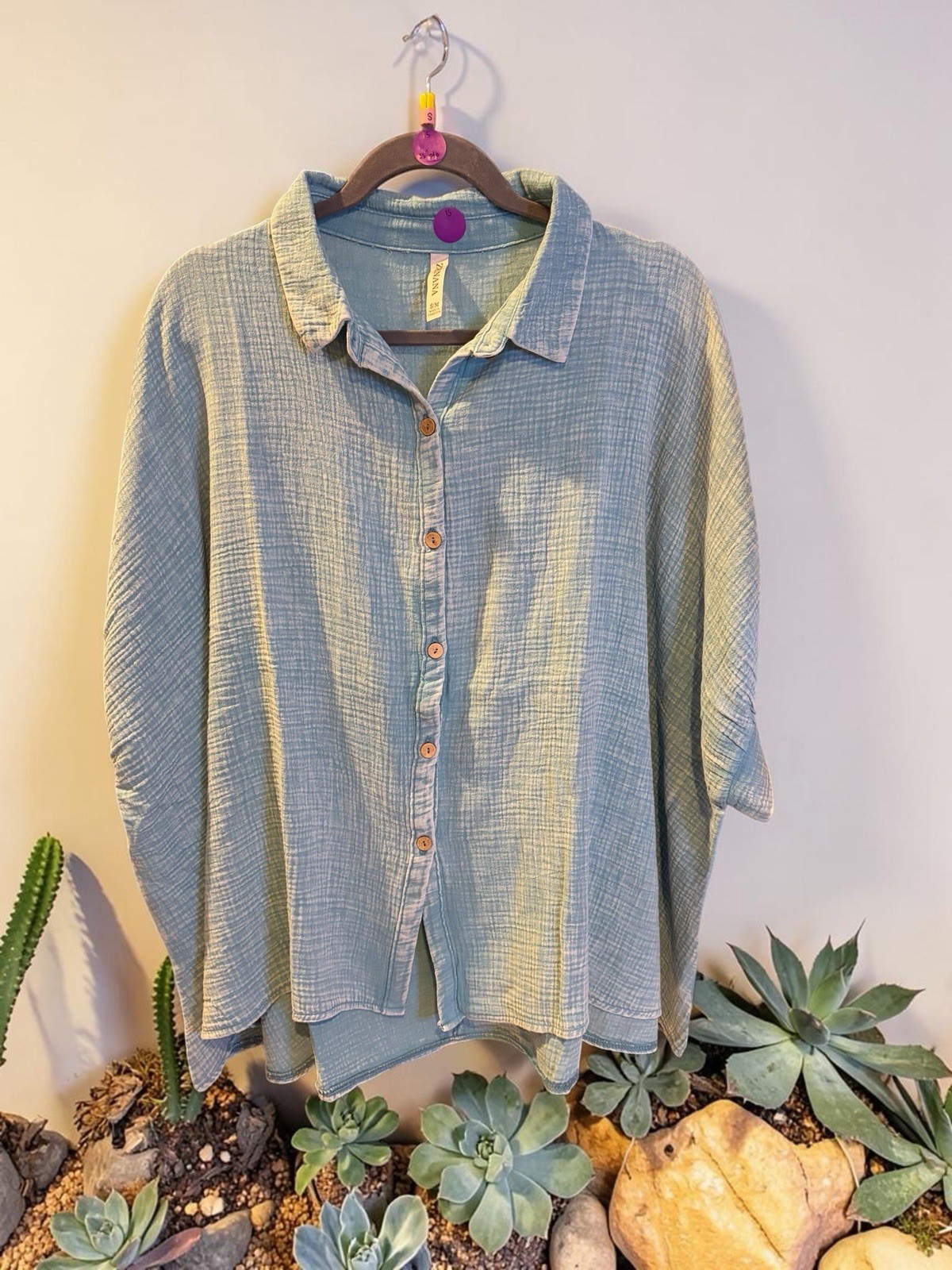 Women’s Zenana Double Gauze Button Up Shirt. Size L/XL In Smoky Jade Color.