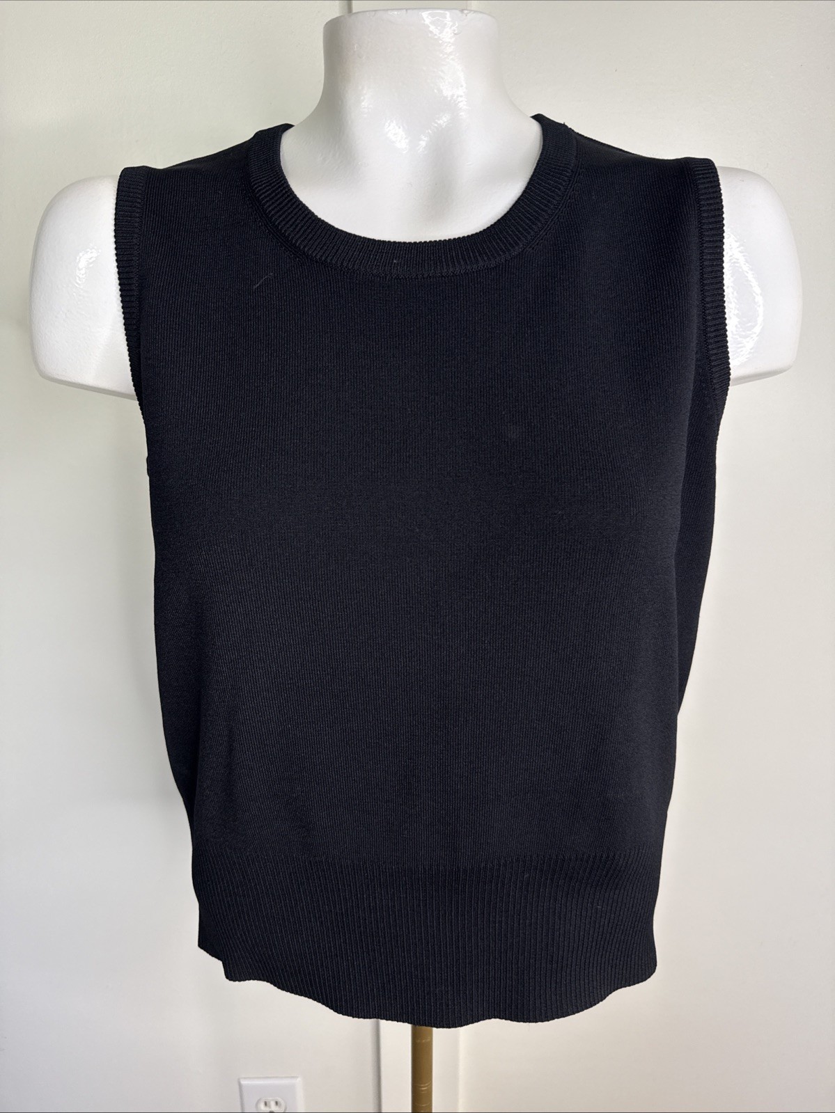 Joseph A. Qu’est-Ce Que C’est Silk Sleeveless Tan Knit Tank Size L Black