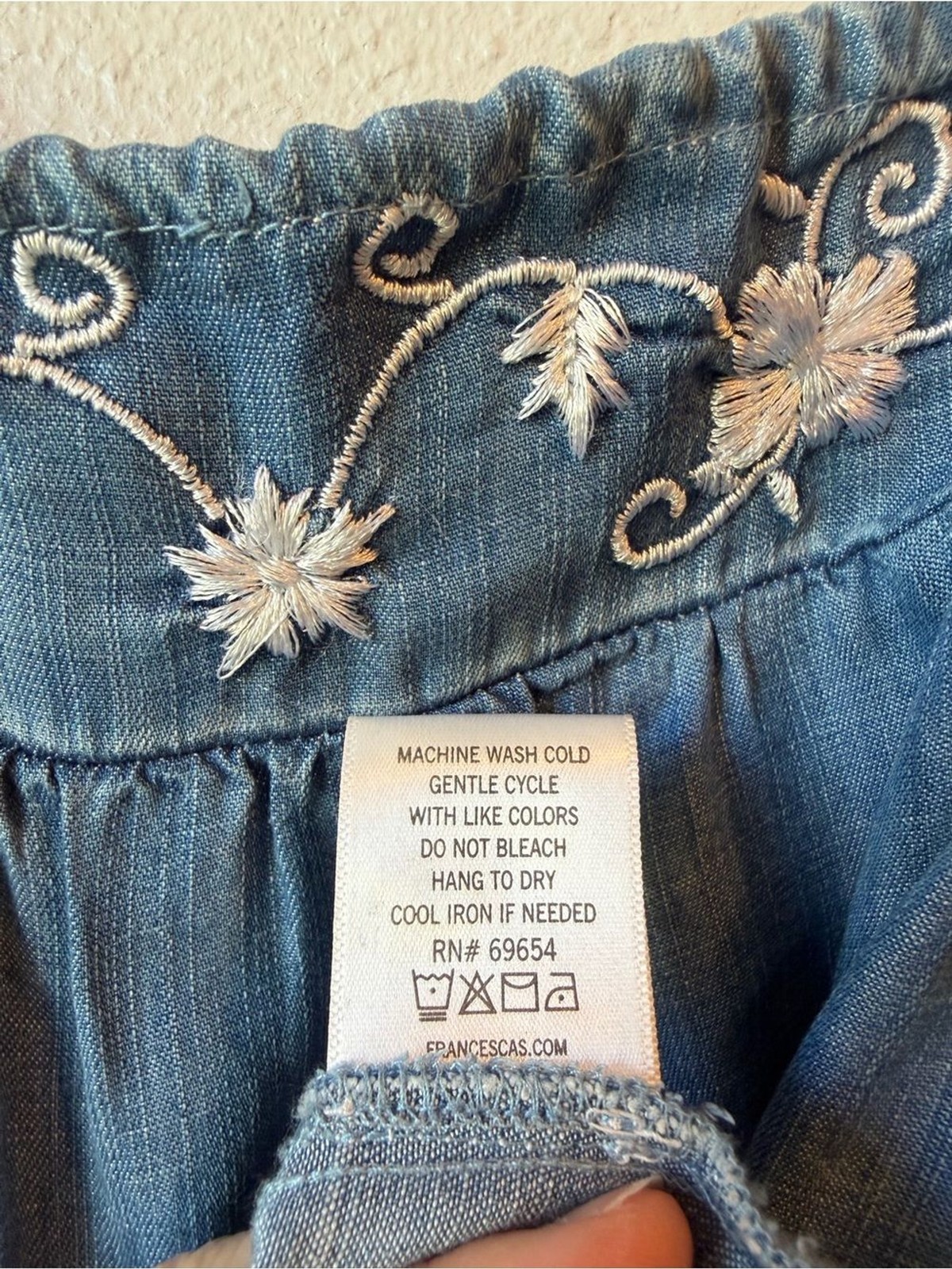 Harper Heritage Embroidered Chambray Tank Top, EUC, XL
