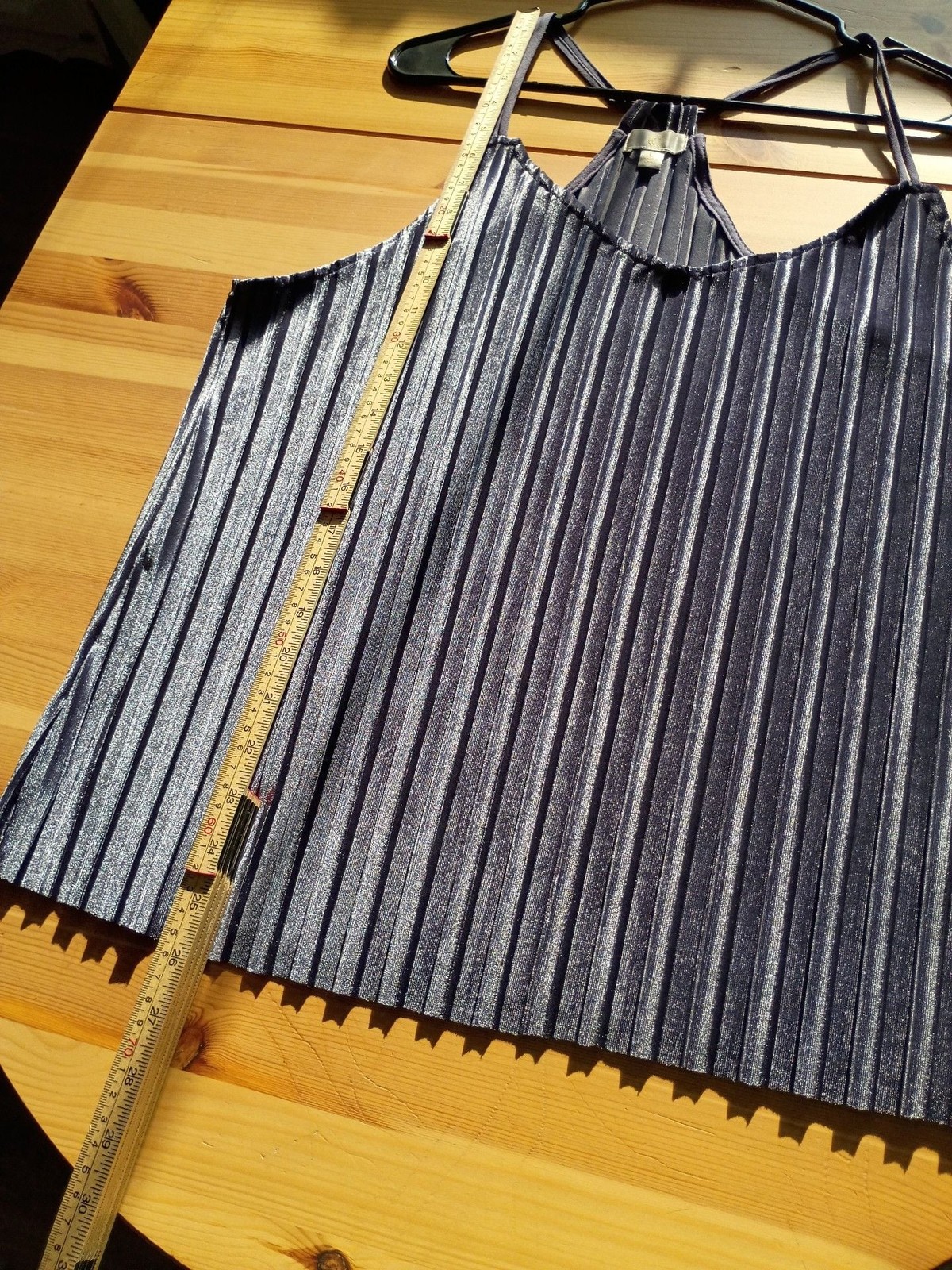 Cato Metallic Accordion Pleated Cami Tank Top Velour feel