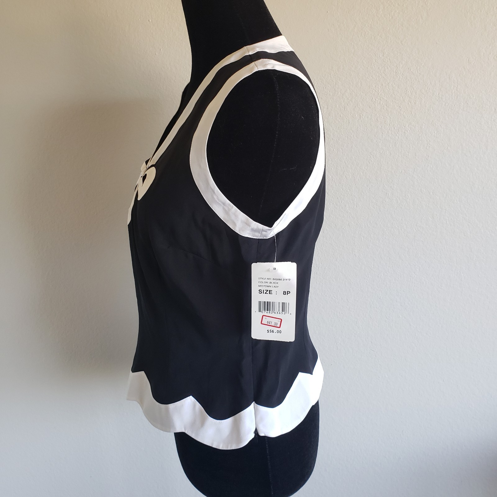 New ECI New York 100% Silk Blouse Sleeveless Black White Size 8 Petite NWT