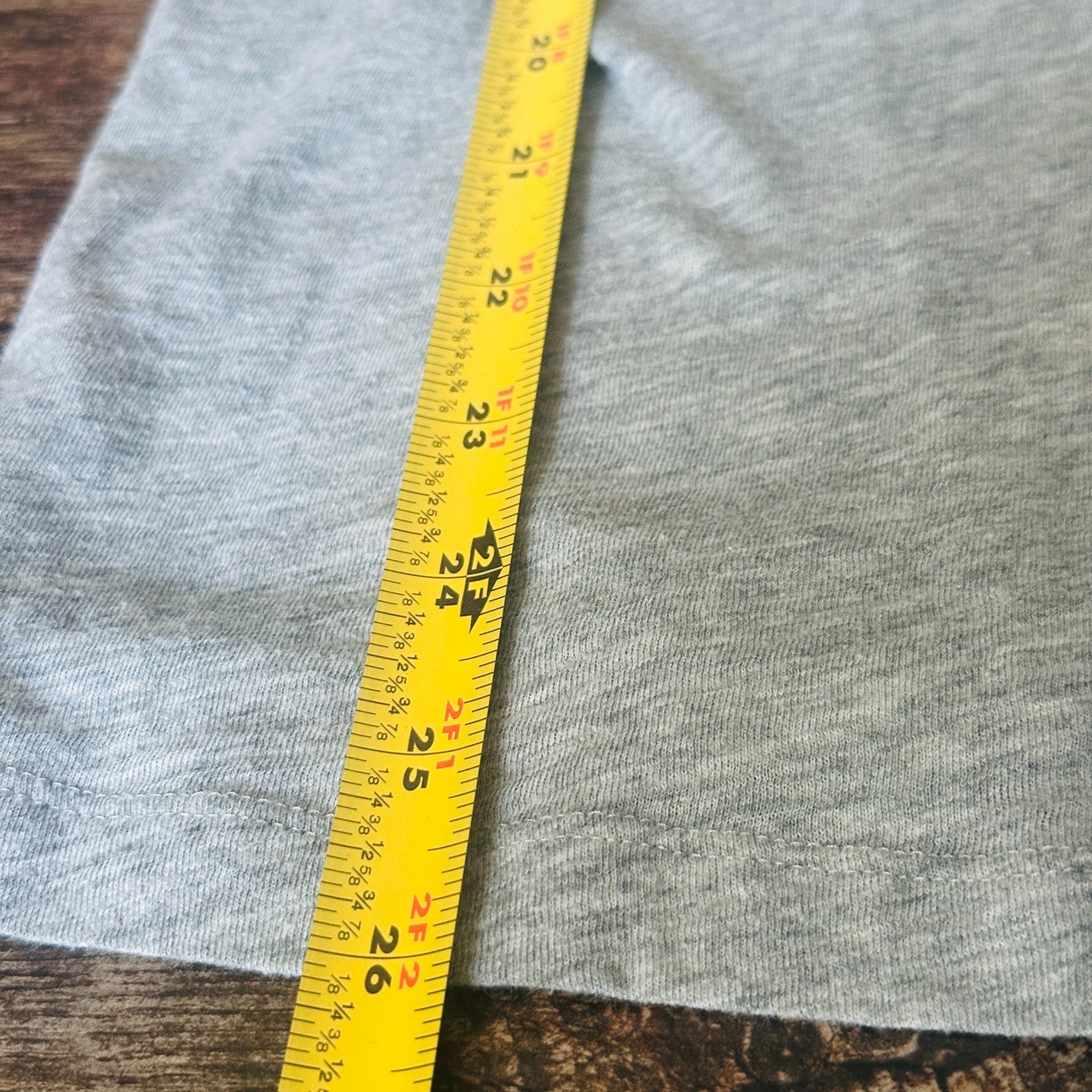 Love Pink Logo Gray T-Shirt Size Women’s Medium Short Sleeve Victoria’s Secret