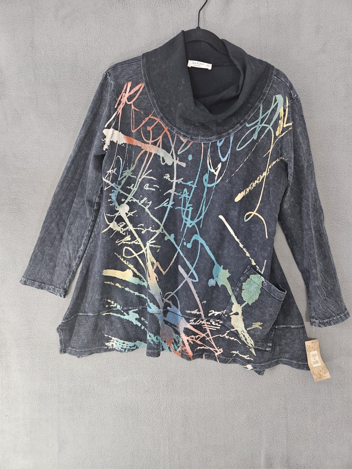NWT Jess & Jane Women’s Artsy Lagenlook Boho Destressed Pocket Shirt Medium USA
