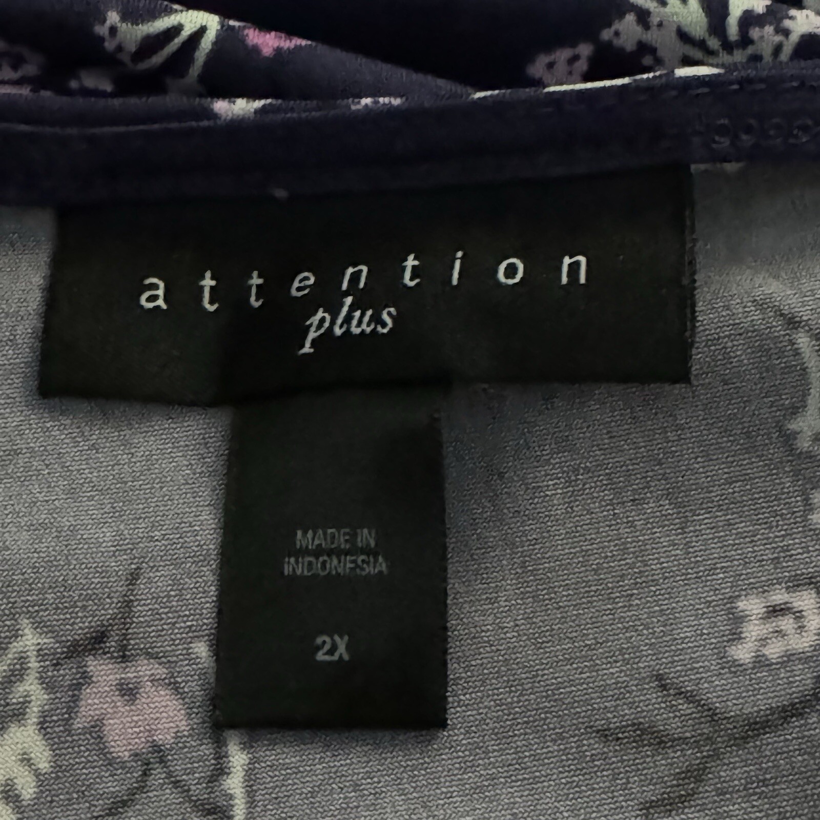Attention Plus Women’s Top 2X Blue Floral Print Twist Neck Cap Sleeve Knit Shirt