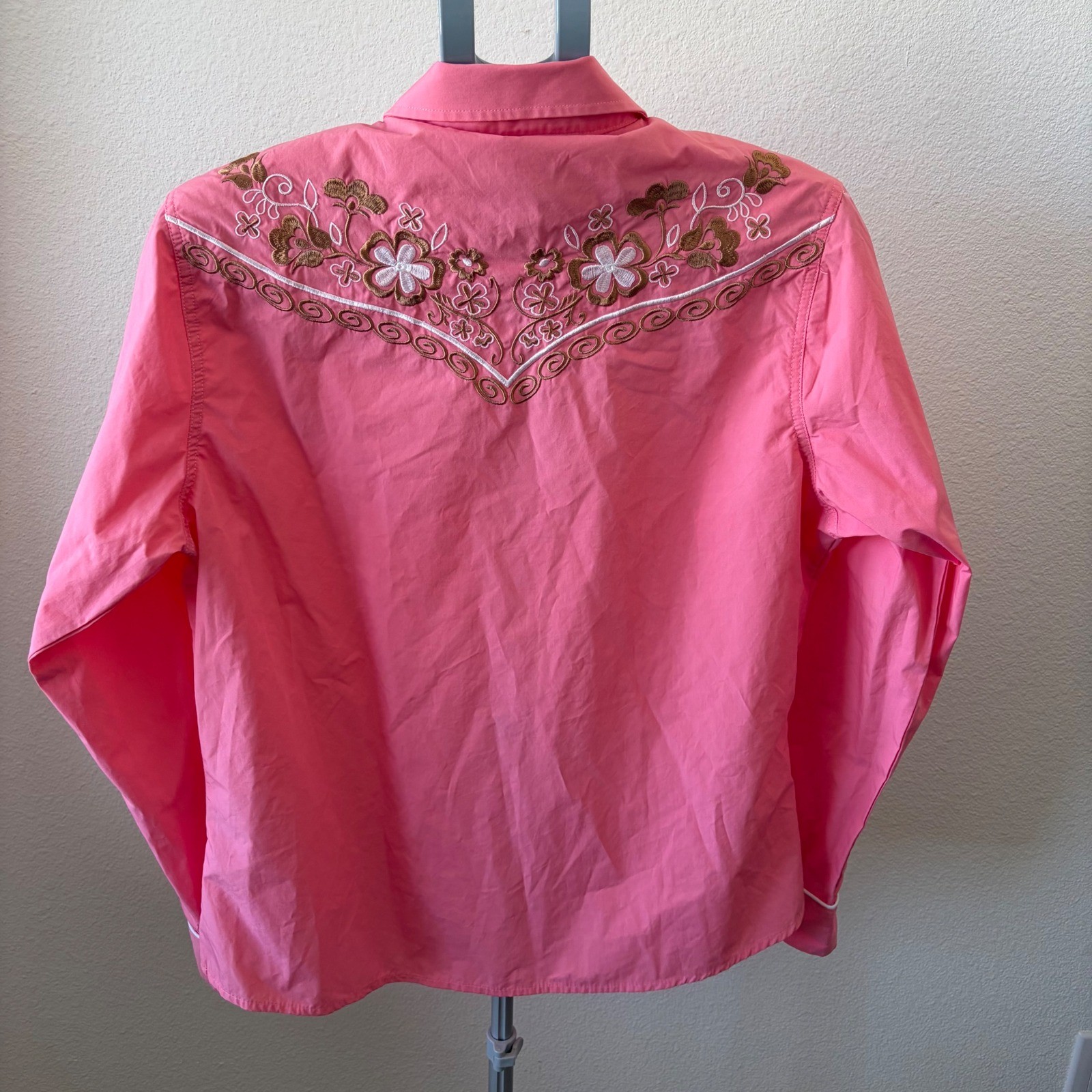 Salvaje Oeste Western Shirt Women Large Pink Floral Embroidered Pearl Snap Long