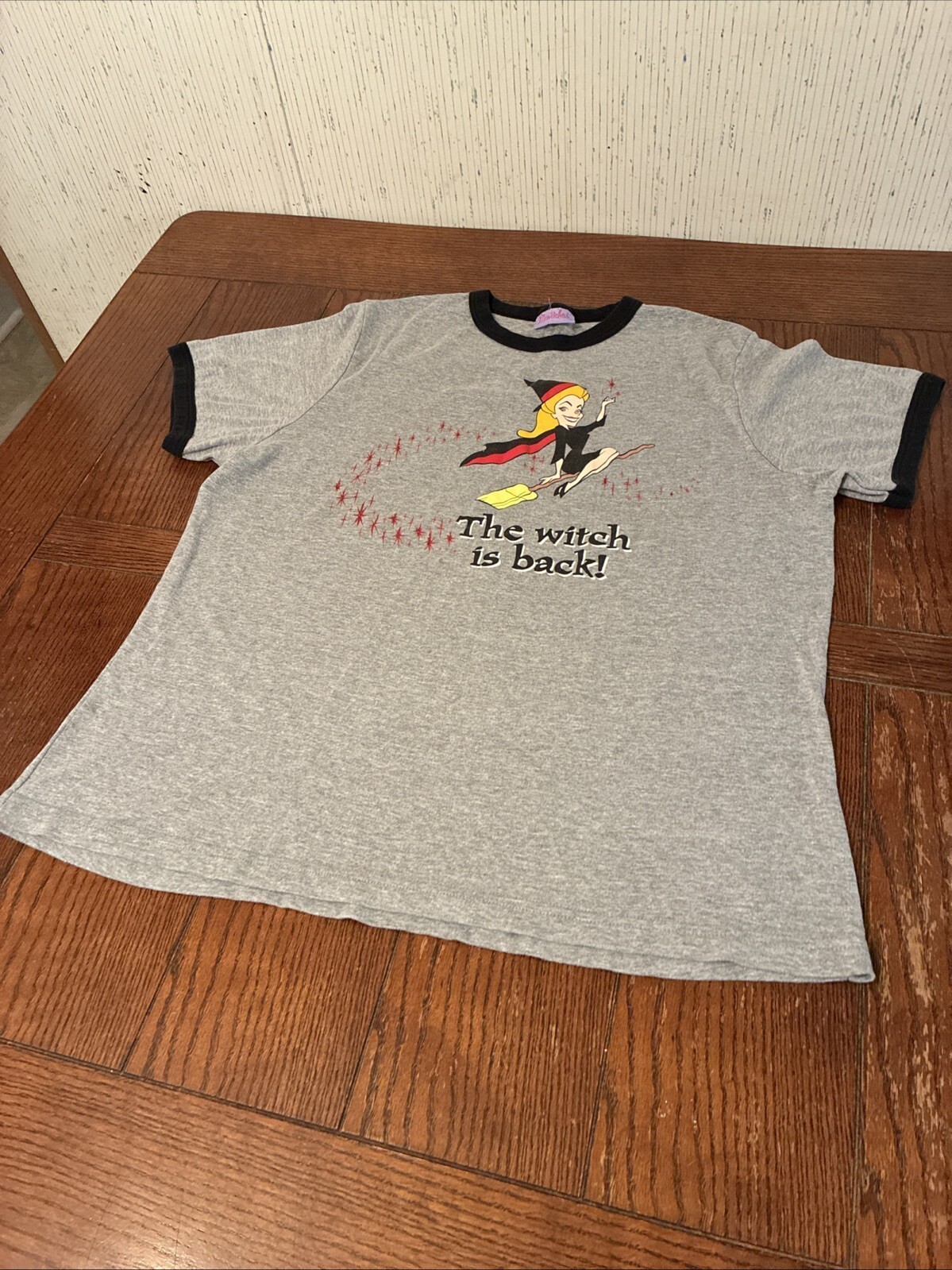 Vintage Bewitched Witch T-Shirt Adult L (Ringer TV SHOW) Heather Gray 2004