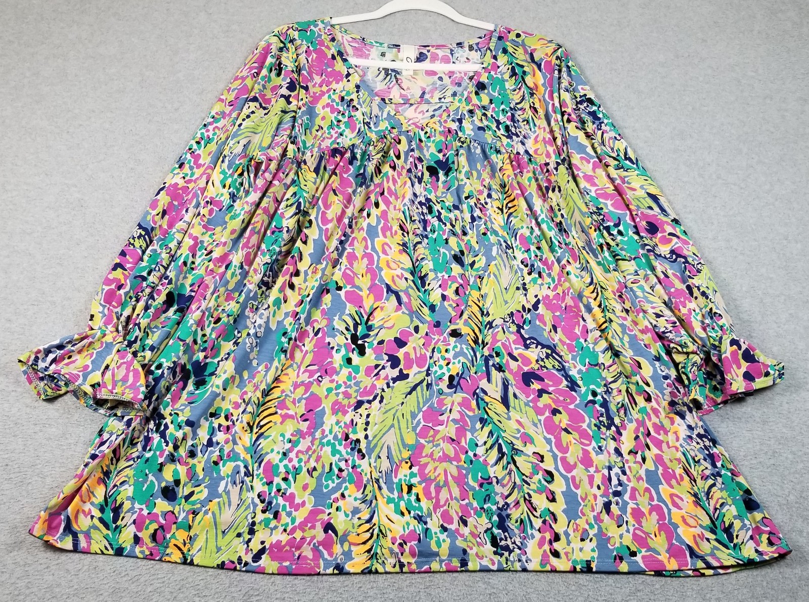 Crepas Tunic Top Women 2XL XXL Floral Abstract Long Sleeve Spring Stretch Jersey