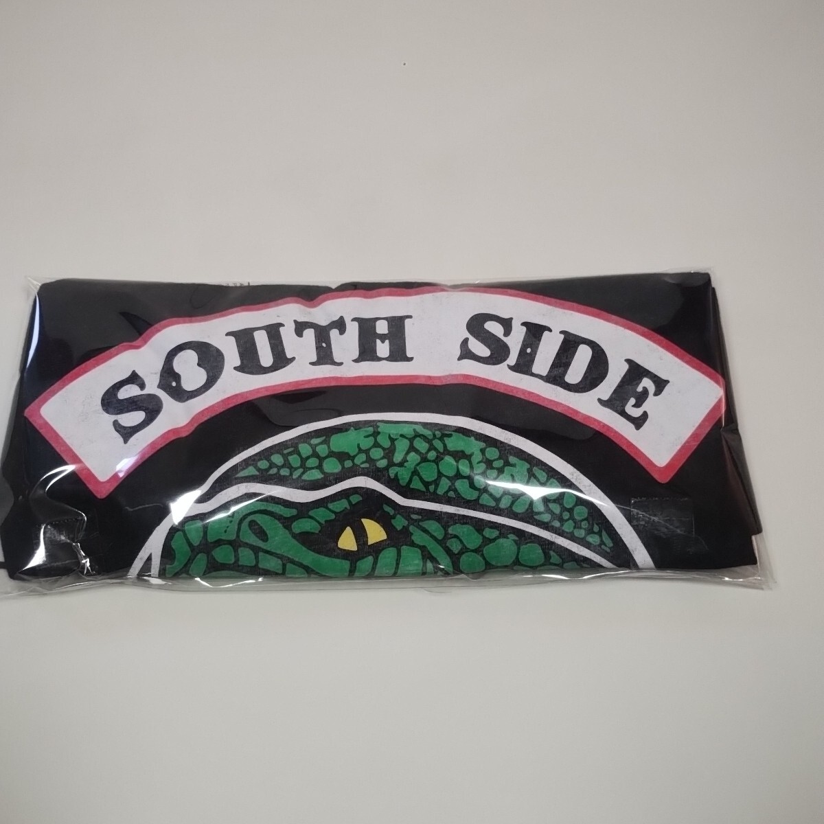 Riverdale TV Show South Side Serpents Black T-shirt Size Large