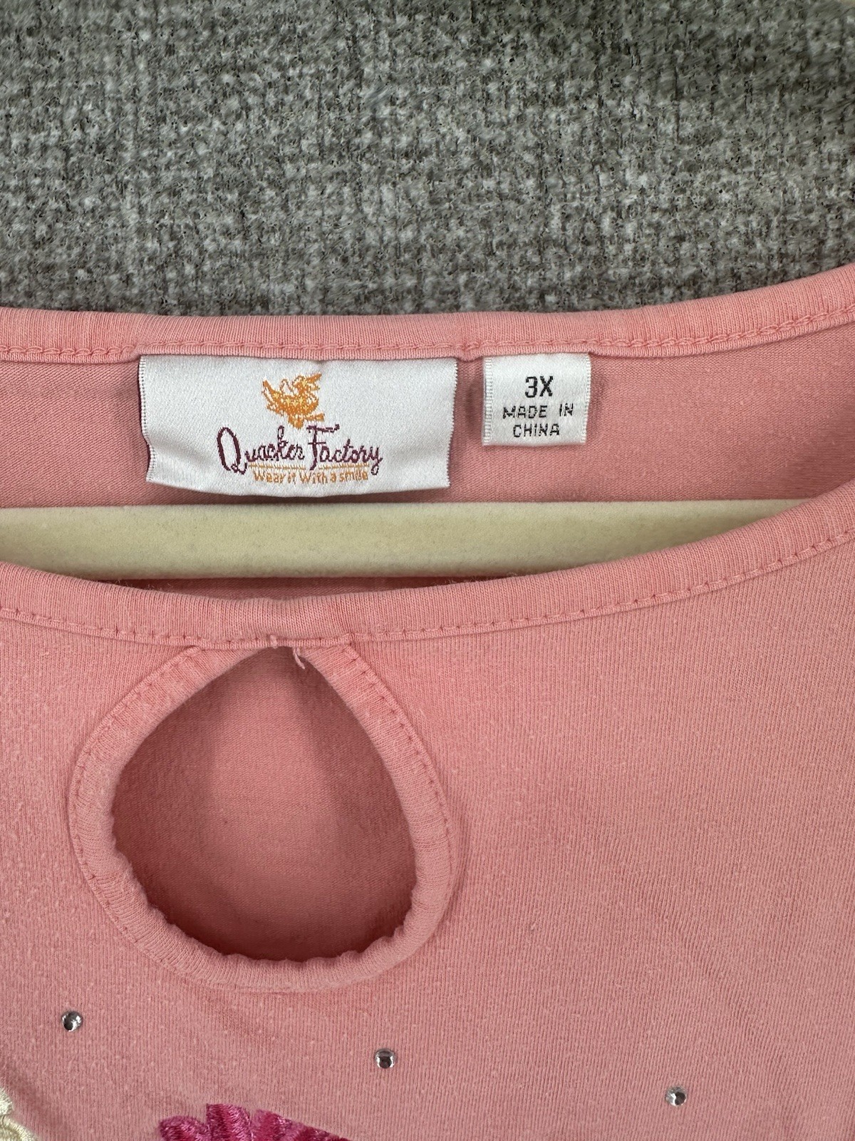 Quacker Factory Pink Embroidered Bee & Flower Rhinestone Round Neck Top 3X