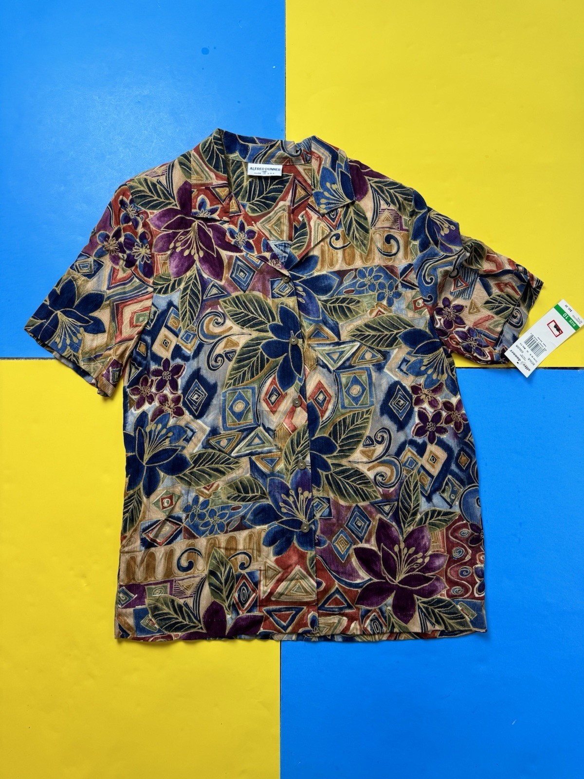 Vintage 90s Floral Hawaiian Shirt Women 10 Tropical Button Up USA made NEW w Tag