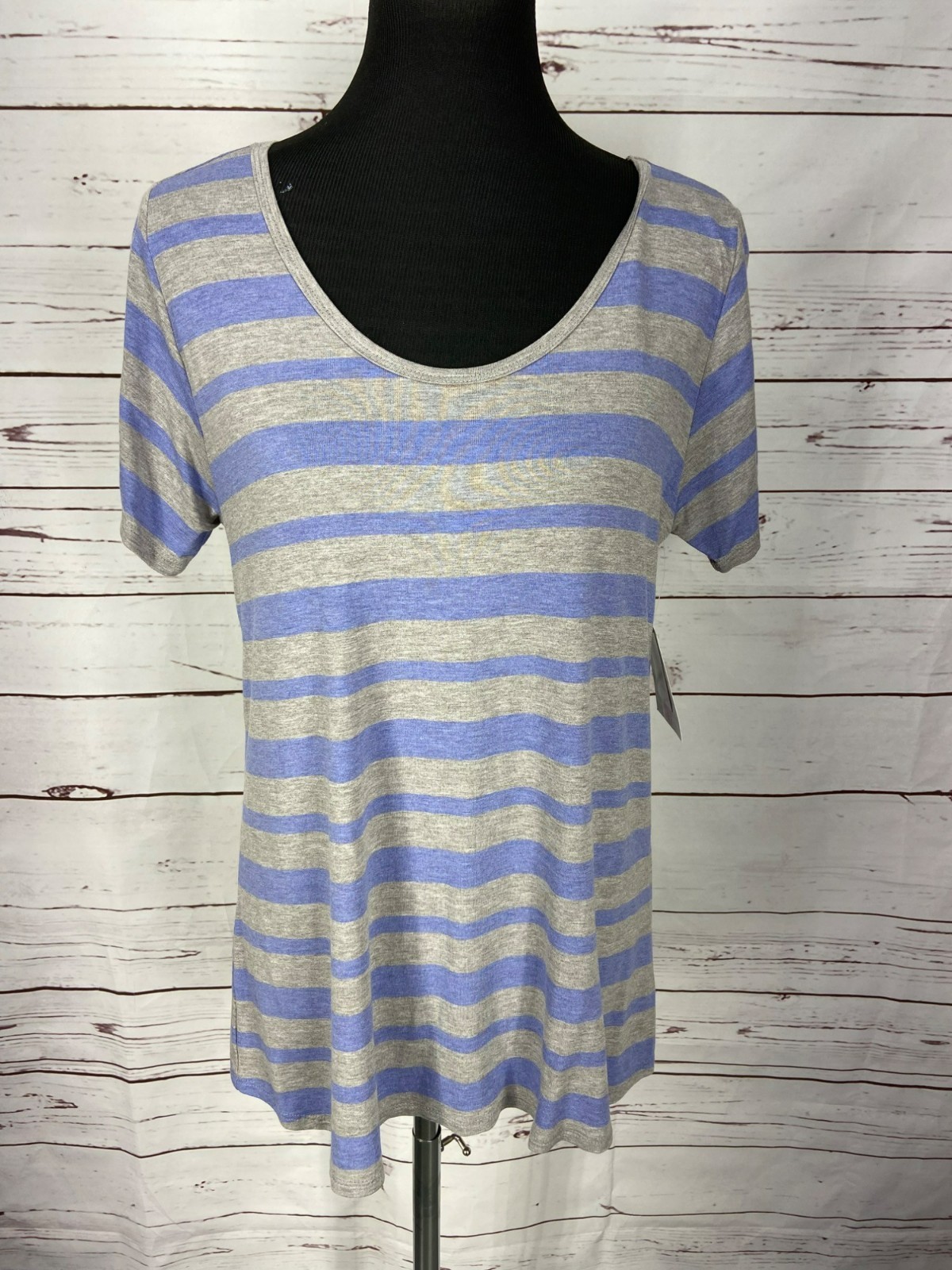 LuLaRoe Classic T-Shirt Medium Gray & Blue Stripes 95% Rayon 5% Spandex