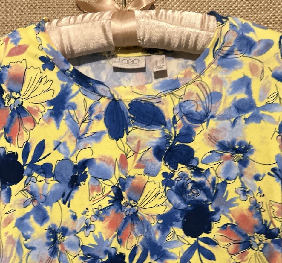 LOGO Top S Yellow Floral Stretch Knit Viscose Spandex Blend Popover Tee Shirt