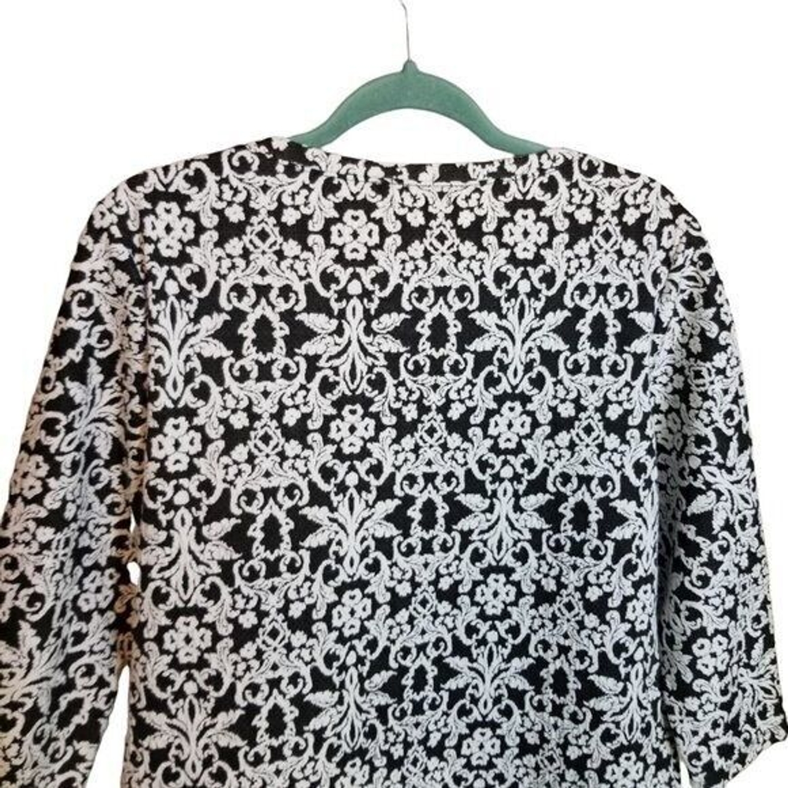 Kmart Womens Sz S White Black Floral Long Sleeve Blouse Shirt