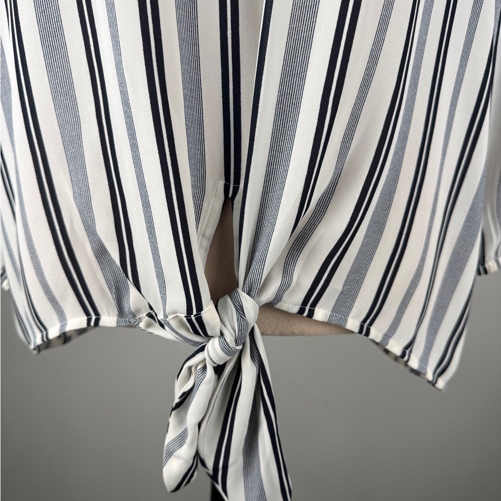 LOFT Striped Long-Sleeve Tie-Front Blouse – White, Black & Gray