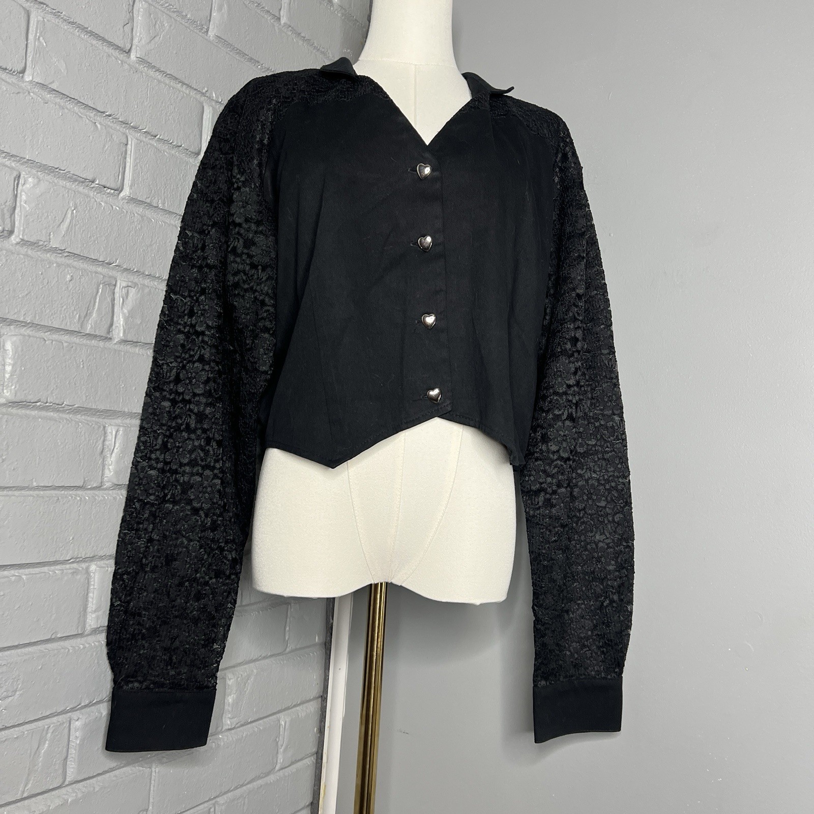 Vintage Banjo Western Black Heart Button-Up Cropped Blouse with Textured Sleeves