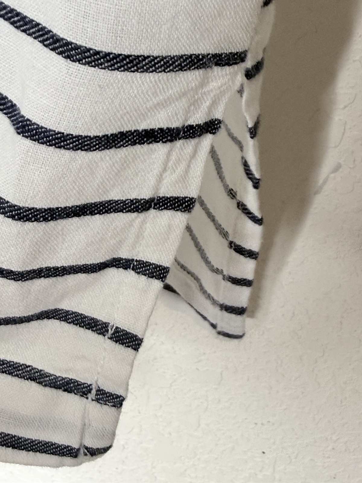 Ellen Tracy Linen Blend Striped Top M Coastal Boho Navy White Vacation Travel
