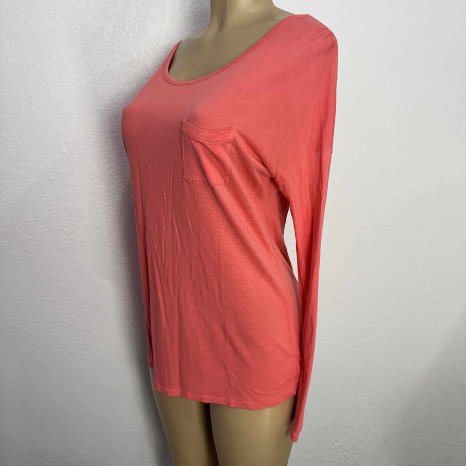 Old Navy Orange Long Sleeve Light Weight Tee Womens Size M Casual Shirt