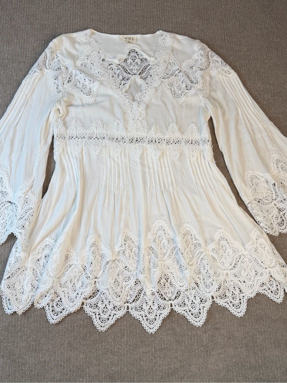 POL White Lace-Trim Boho Blouse Intricate Lace Trim Romantic Peasant Y2K