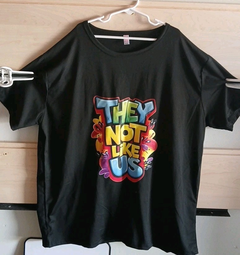 2xl Ladies T-shirt ” They Not Like Us” Black Used Good