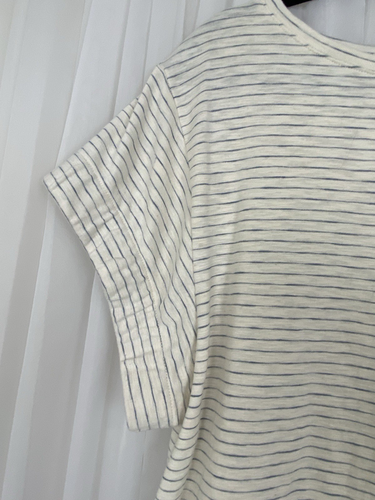 Haven Well Within Size L Ivory Gray-Blue Striped Short Sleeve Knit Top