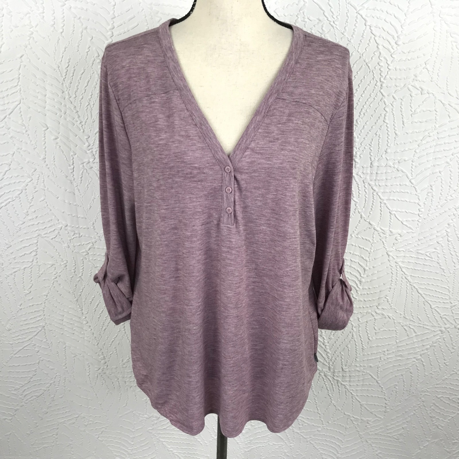 Eddie Bauer Womens Henley Top Shirt Size XL Lavender Roll Tab Knit V Neck