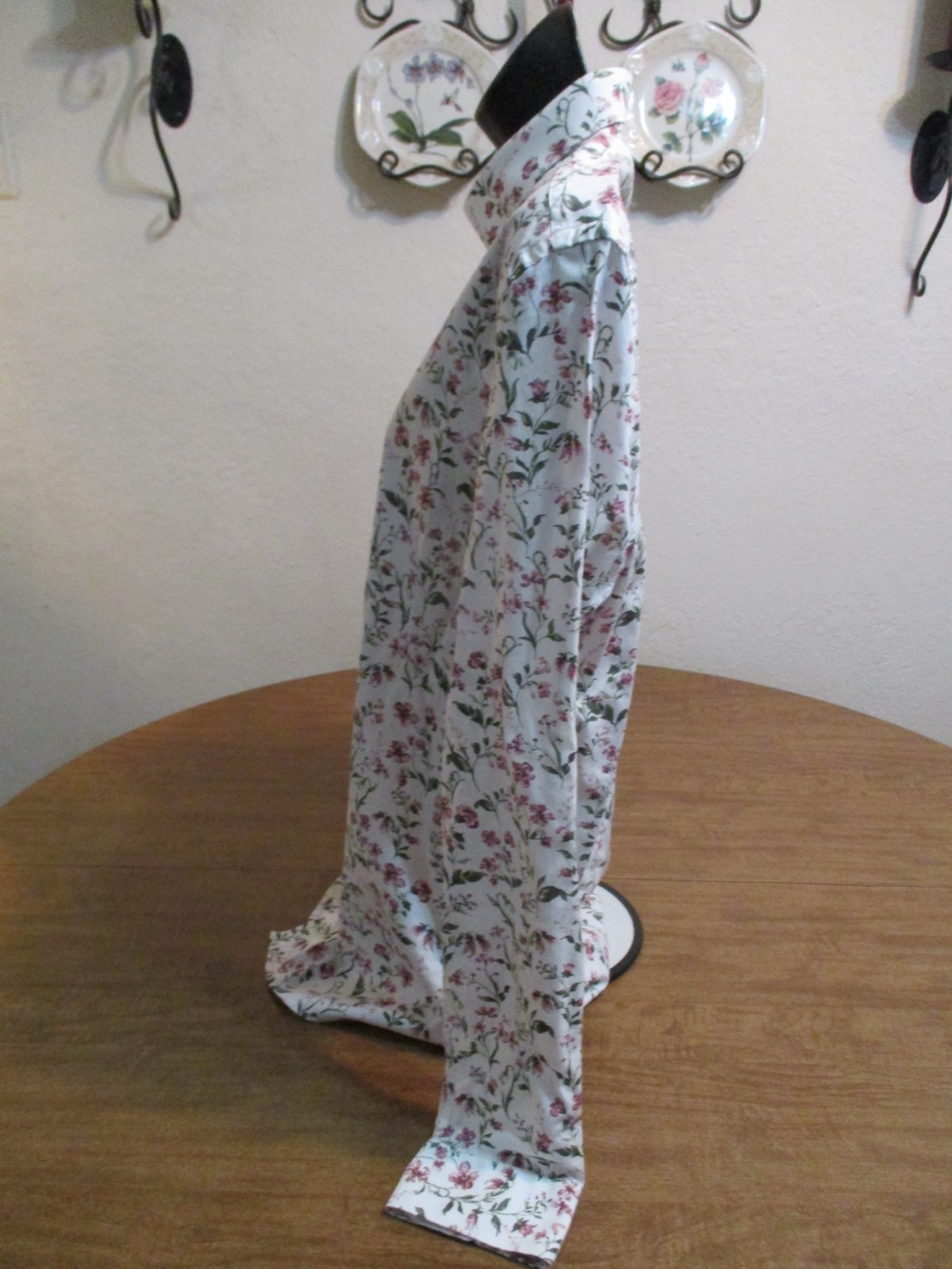 EXPRESS WHITE FLORAL BUTTON UP LONG SLEEVE BLOUSE S EXTRA SLIM