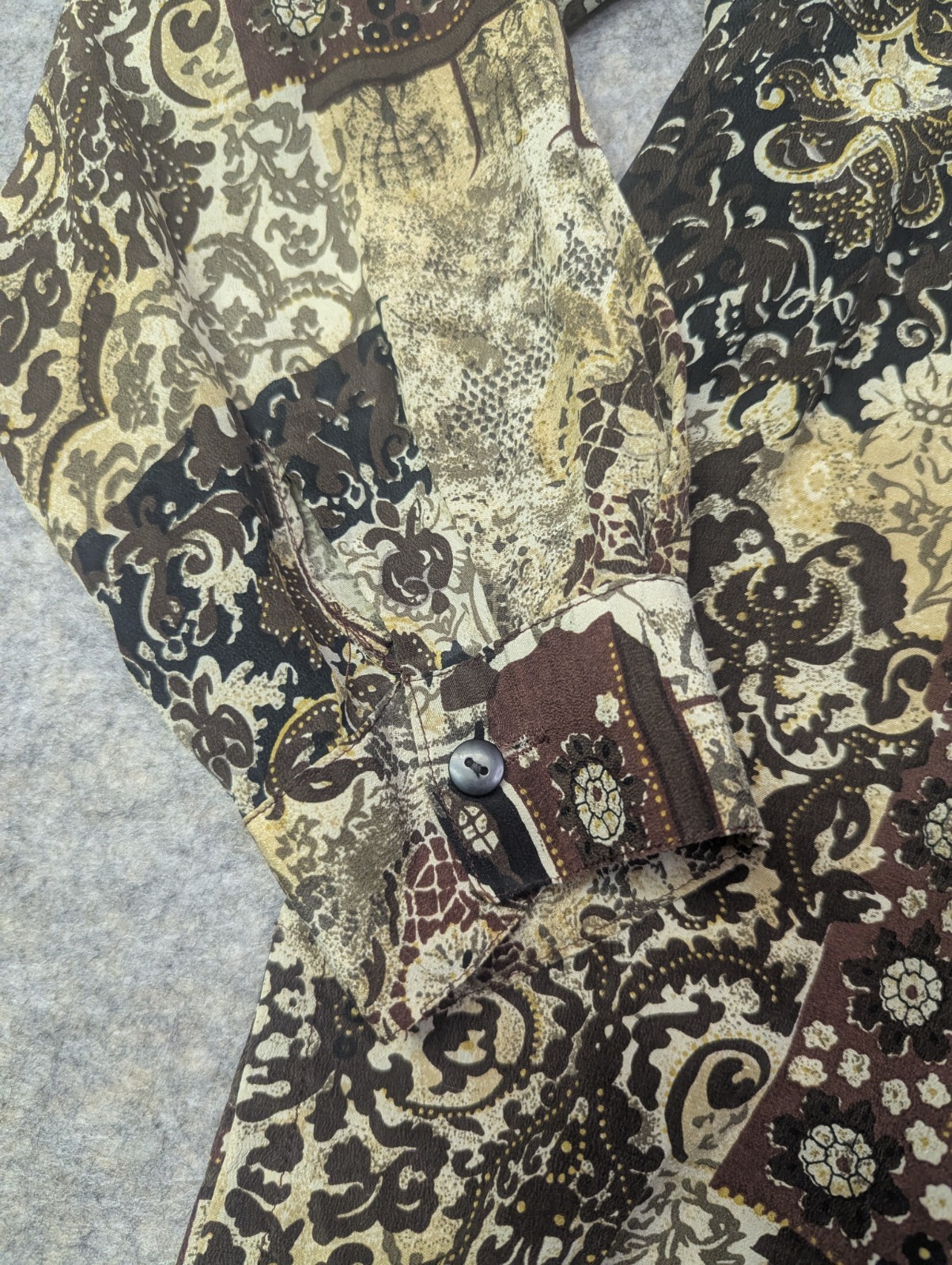 Vintage Quo Silk Large Button Down Brown Tan Pattern Western