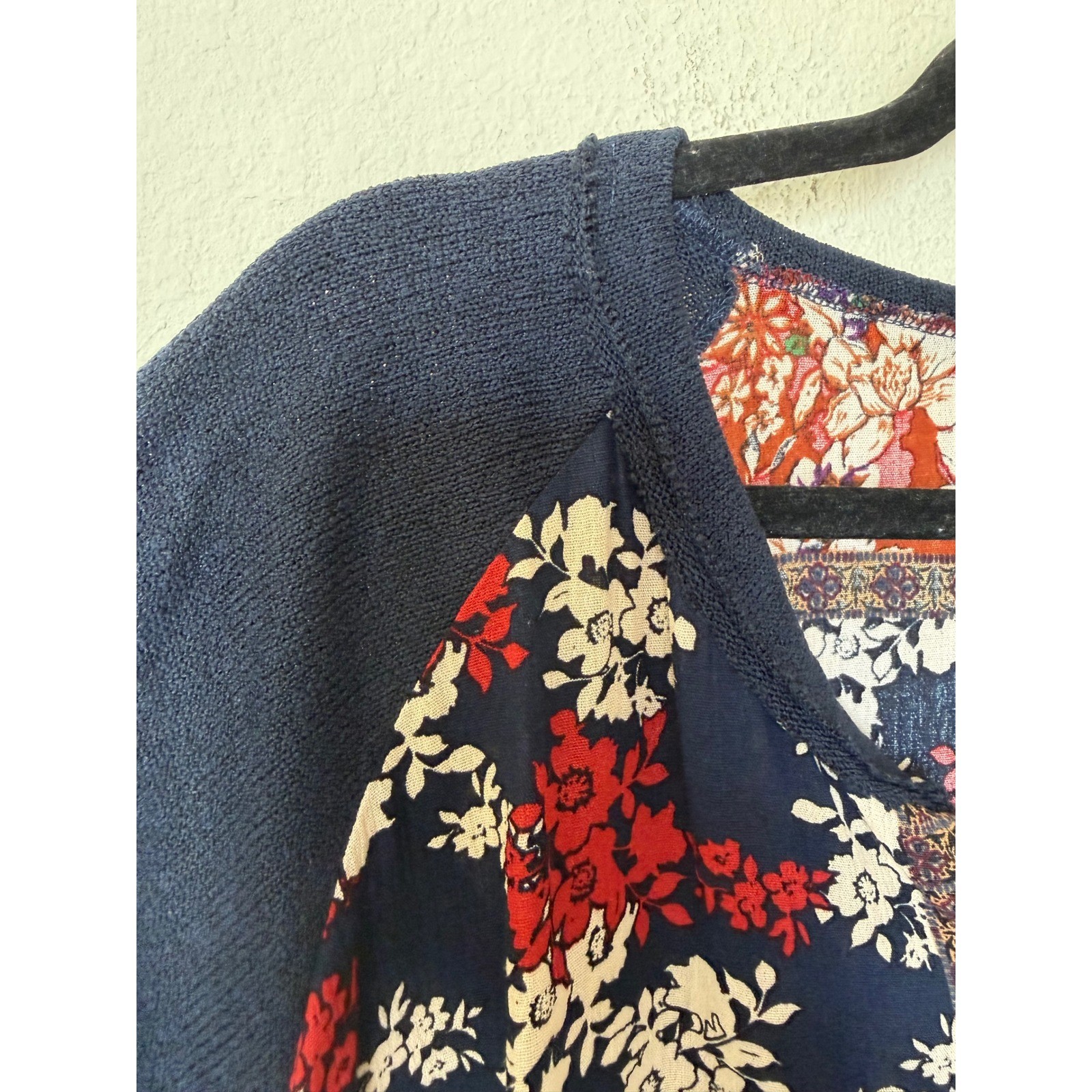 GiGio Plus 1XL Floral Patchwork Mixed Media Raglan Top Navy Blue Boho Relaxed