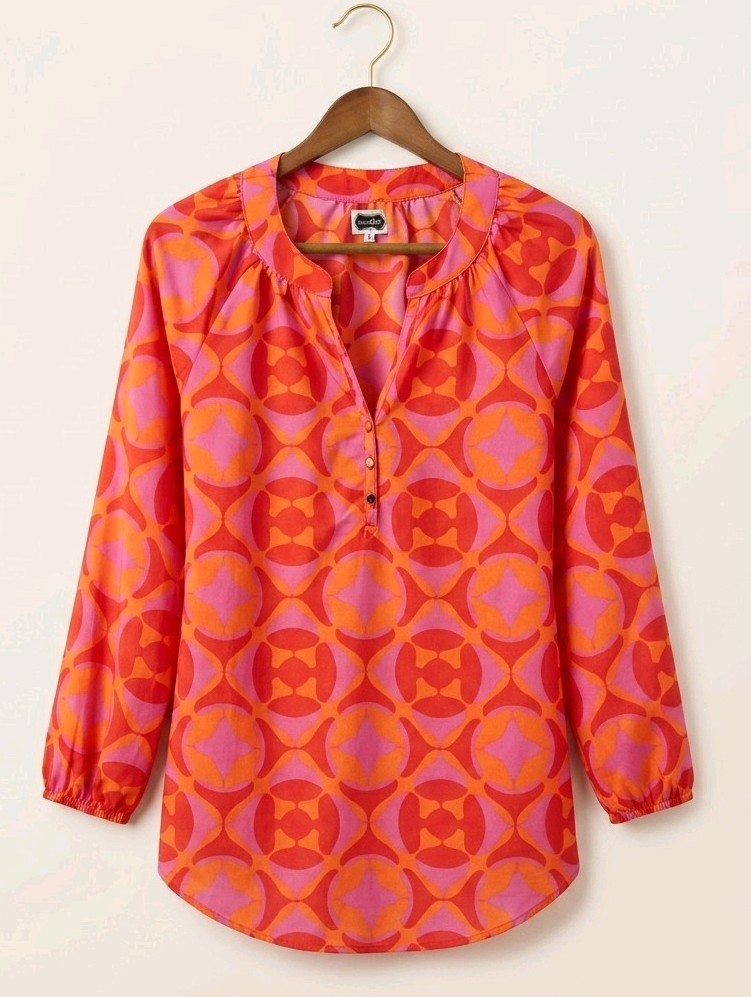 Mud Pie Tunic Blouse Womens Size M Pink Orange Geometric Print V Neck 269