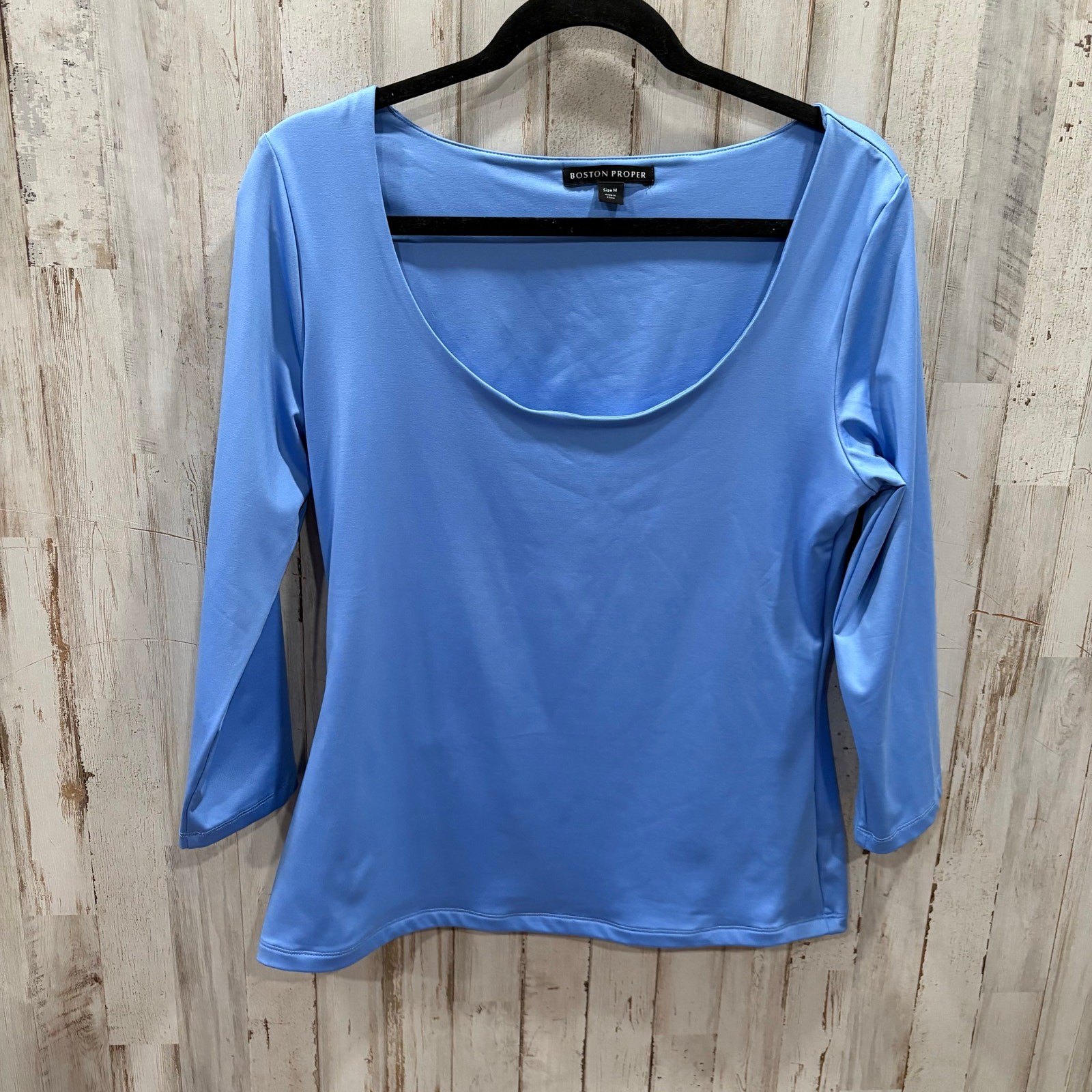 Boston Proper So Modern Scoop Neck Three Quarter Sleeve Top Cornflower Blue M