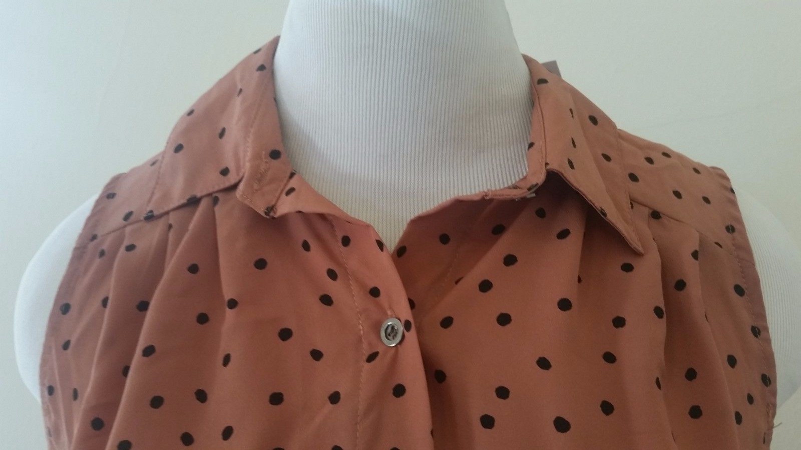Minkpink Tunic Blouse Top Women’s Small Sleeveless Polka Dot Button Front Nice