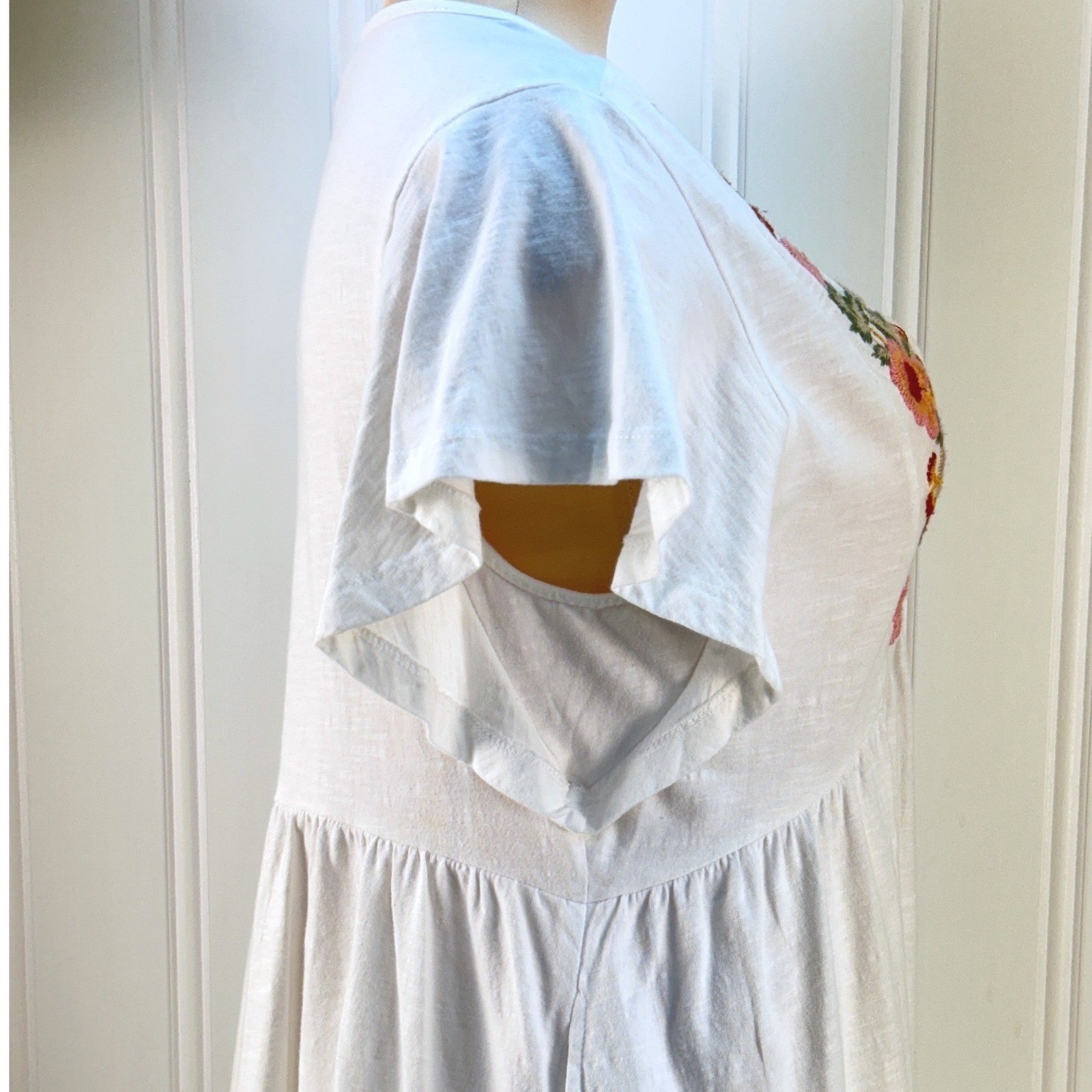 Keep In Touch Babydoll Top Womens Medium White Floral Embroidered Boho Ruffle