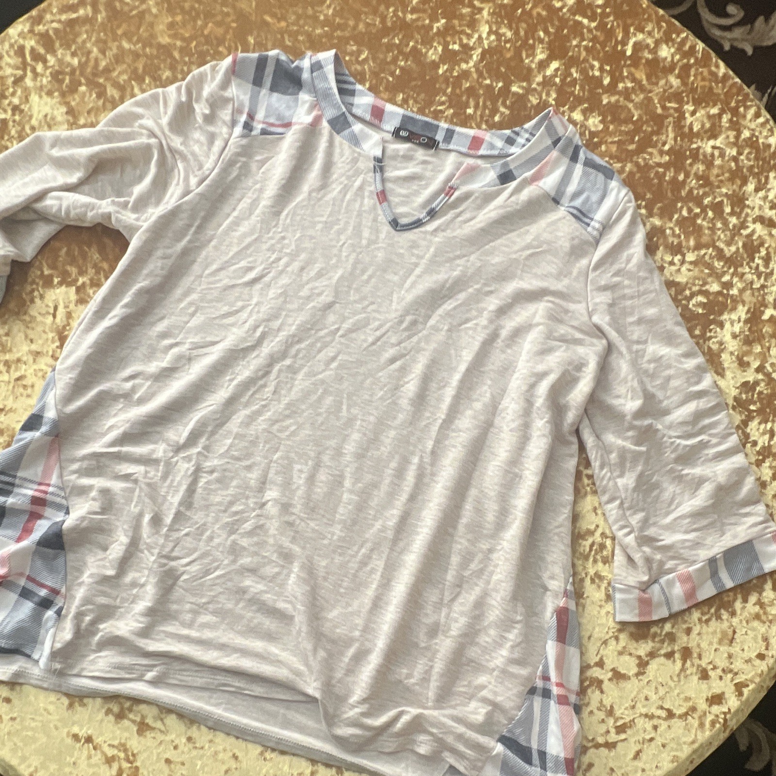 Vision USA Women’s 2XL Beige Plaid Contrast Trim V-Neck 3/4 Sleeve T-Shirt