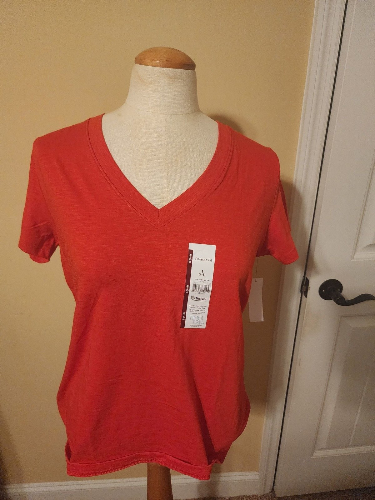 Women’s Relaxed Fit Slub V-Neck Tee