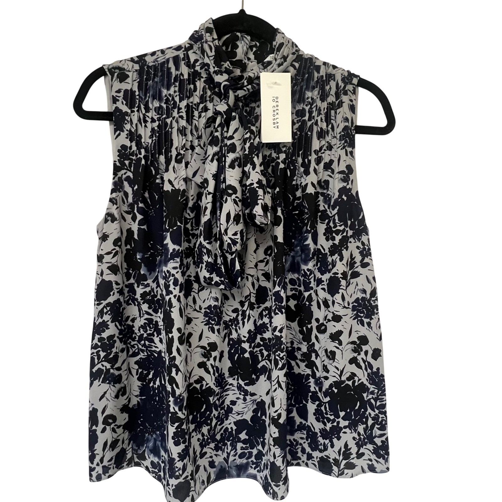 Derek Lam 10 Crosby NWT Sleeveless Bow Blouse. Blue. Womens Size 6