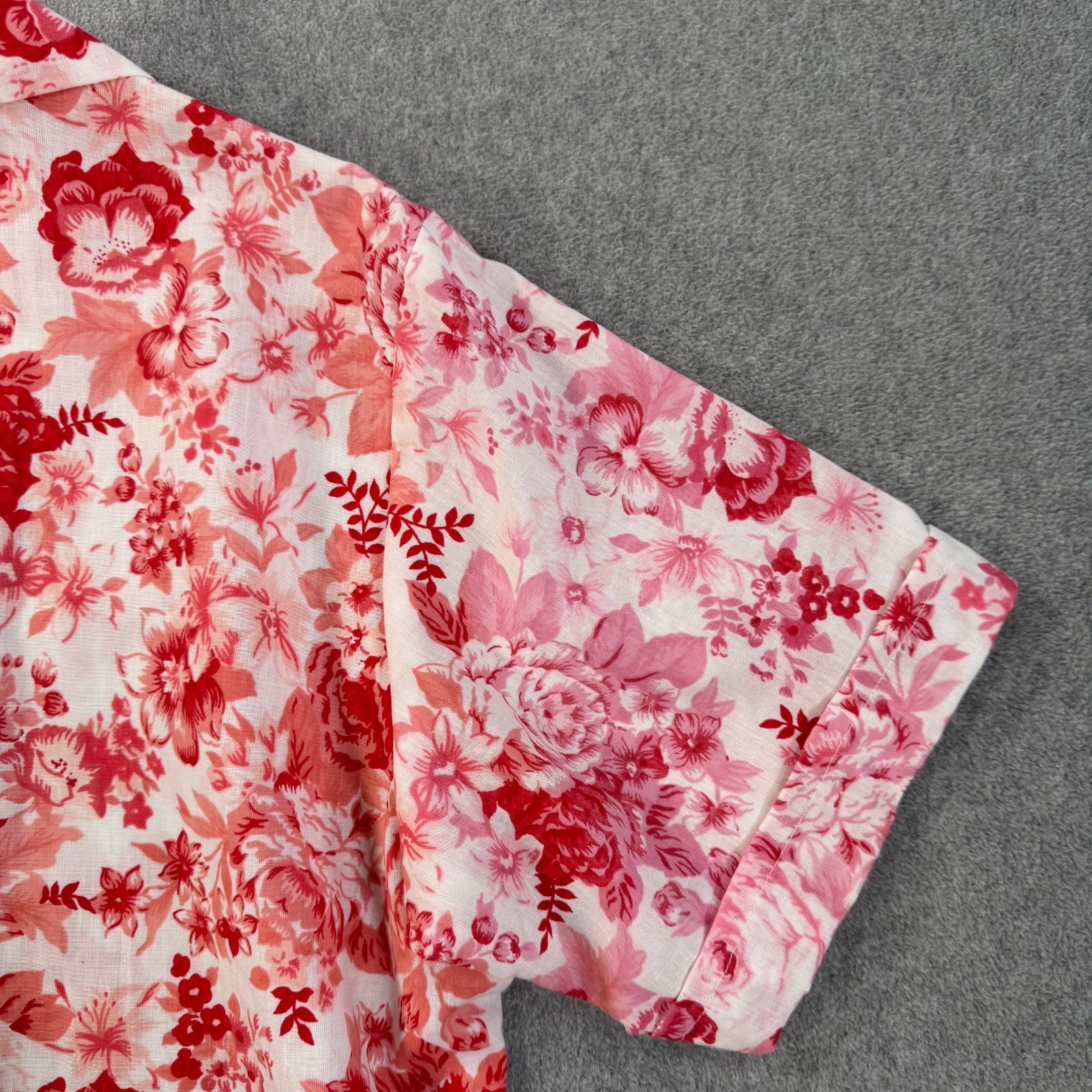 Haband VIntage Short Sleeve Camp Shirt Women’s Medium Pink Floral Button Up